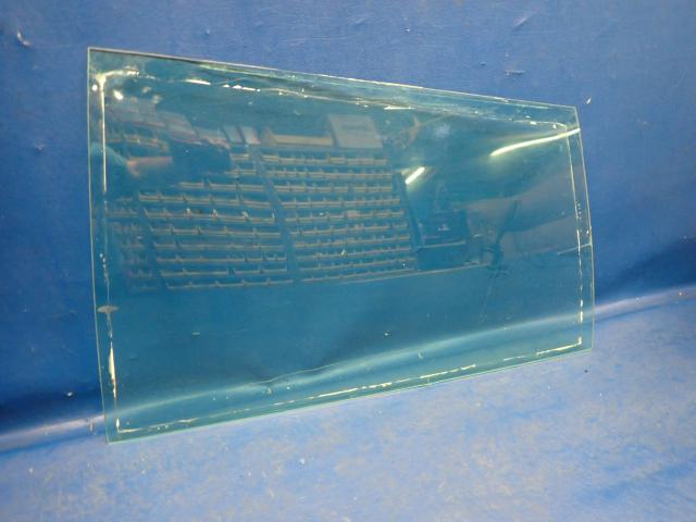 63073-00 Piper - WINDOW- Rear Tinted